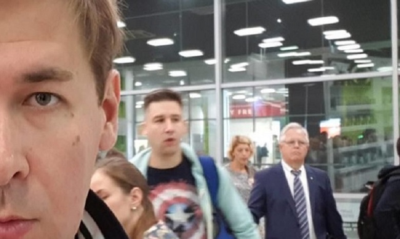 В сети высмеяли Симоненко, которого застукали в очереди на самолет в РФ (ФОТО)