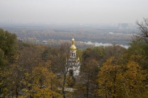Украинцев в октябре ждут "длинные" выходные