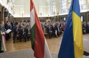 Венгрия сделала новое заявление относительно паспортов на Закарпатье