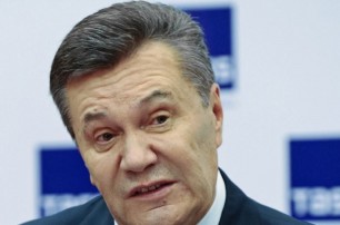 Суд по делу Януковича перенесли: адвокаты поехали в Москву