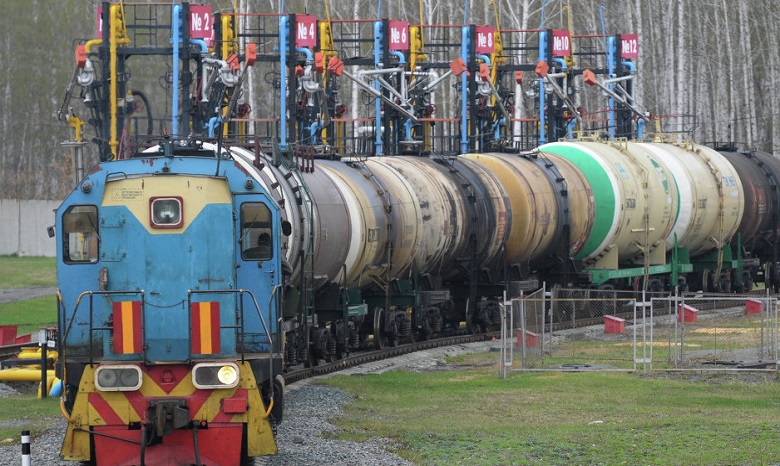 Украина с начала года сократила импорт бензина