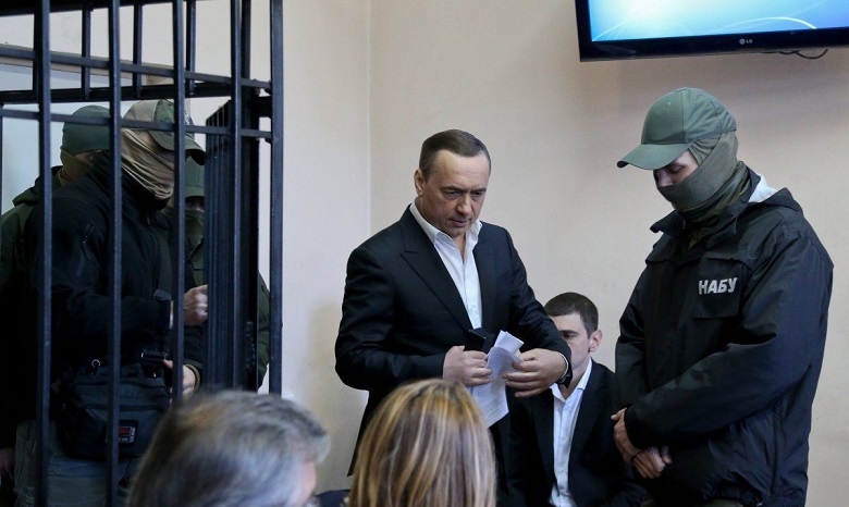 Прокуроры САП зачитали экс-нардепу Мартыненко обвинительный акт
