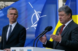 Порошенко и Столтенберг договорились о срочном заседании Комиссии Украина-НАТО