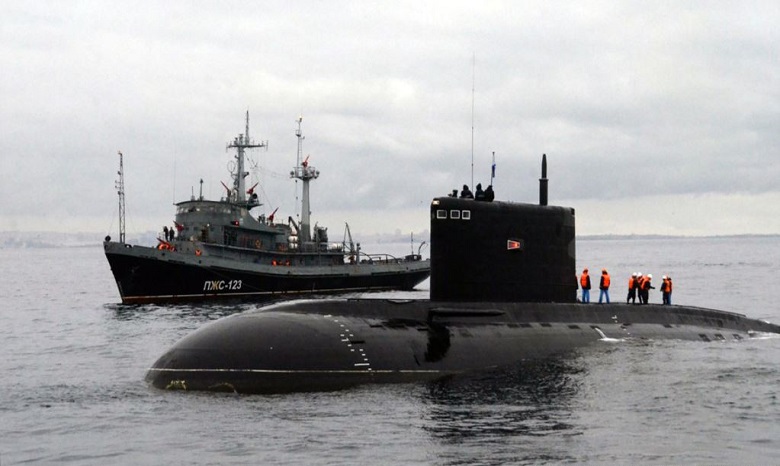 Российские подводники учатся уничтожать противника в Черном море