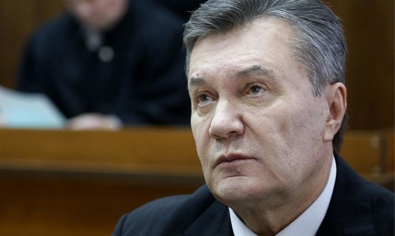 Суд снял арест с денег окружения Януковича в банке Порошенко