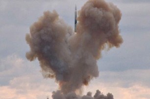 Российские военные в присутствии Путина запустили ракету с гиперзвуковой боеголовкой