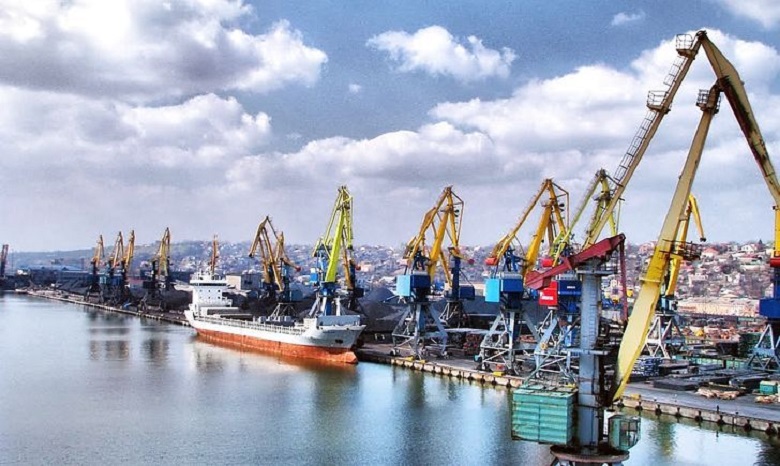 Мариупольский порт заметил оживление прохода грузовых судов через Керченский пролив