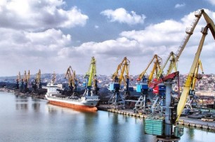 Мариупольский порт заметил оживление прохода грузовых судов через Керченский пролив