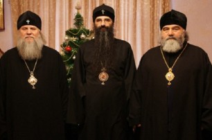 Встреча митрополитов УПЦ в Виннице закончилась крестным ходом под ОГА
