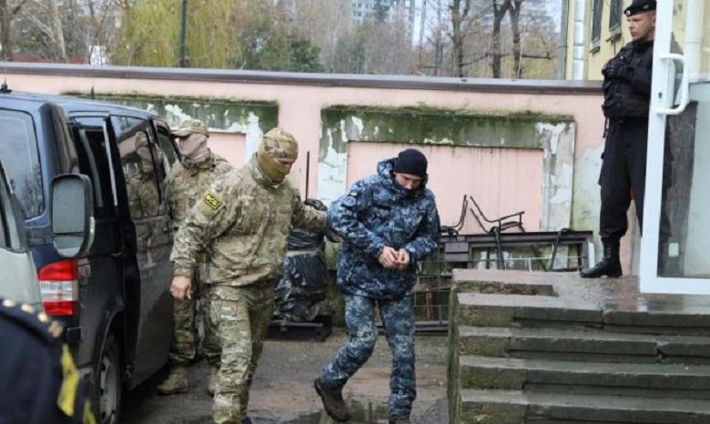Адвокатам украинских моряков отказали в передаче дела в военный суд