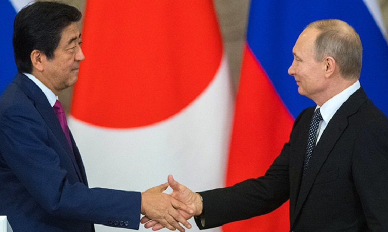 Япония подпишет с Россией мирный договор с РФ при условии передачи двух островов