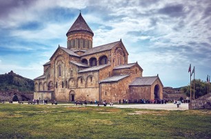 В Грузинской Православной Церкви произошел раскол из-за украинской автокефалии