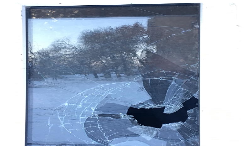 В Ужгороде вандалы разбили окно храма УПЦ