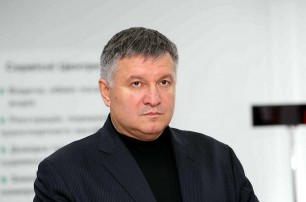 Аваков не даст Нацдружинам контролировать выборы в Украине