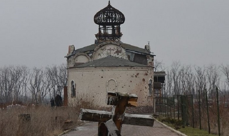 Иверский монастырь Донецка, разрушенный во время обстрелов, отметил престольный праздник