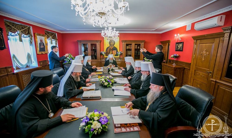 Синод УПЦ объяснил, почему не будет единства с ПЦУ и Константинополем