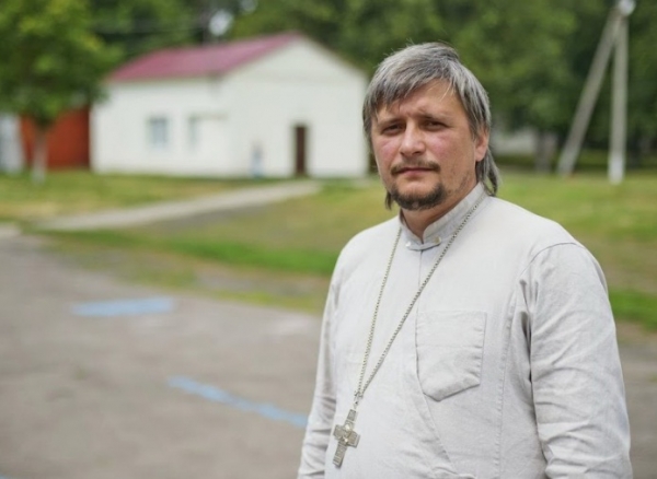 На Днепропетровщине священник-староста возродил «депрессивное» село