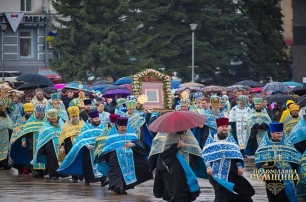 В Сумах две тысячи православных прошли крестным ходом с иконой Божией Матери «Прозренная»