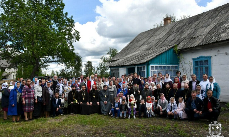 На Волыни община захваченной церкви УПЦ отметила престольный праздник в храмовом доме