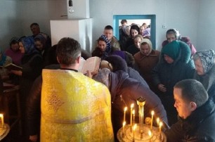 В Ровенской области активисты ПЦУ избили мужчину, который встал на защиту священника УПЦ
