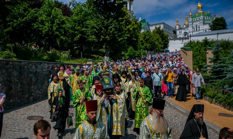 В Киево-Печерской лавре тысячи православных отпраздновали день памяти преподобного Агапита