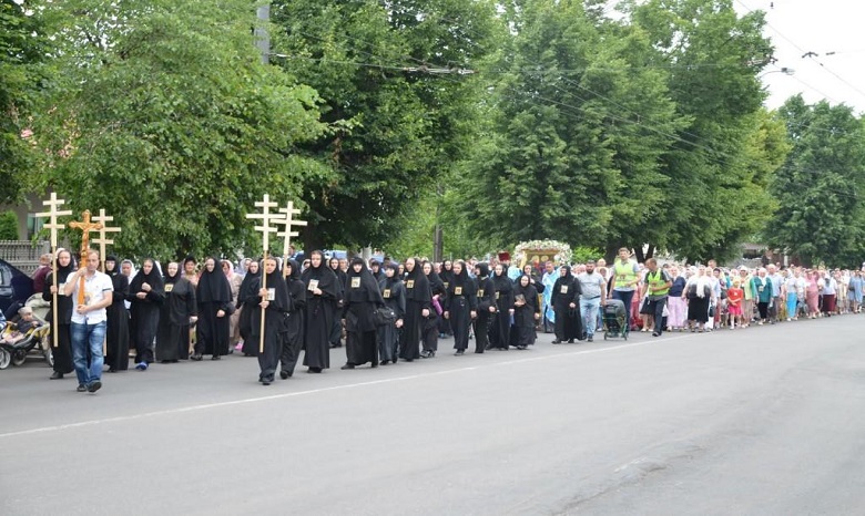 На Ровенщине верующие УПЦ с чудотворной иконой пройдут крестным ходом 120 км за 6 дней