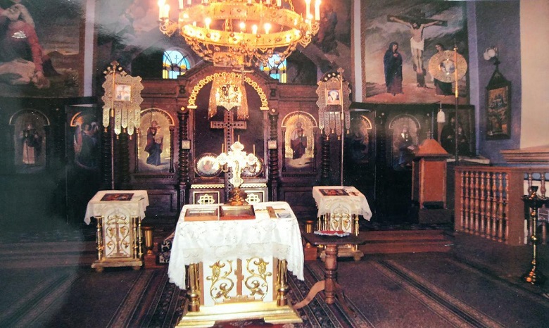 В Черновицкой области неизвестные осквернили престол храма УПЦ и украли древнюю икону Георгия Победоносца
