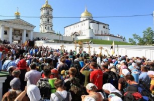 Тысячи верующих из Польши, Беларуси и Украины совершат пешее паломничество в Почаев