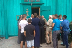 В Пивнях на Киевщине активисты ПЦУ захватили храм УПЦ КП