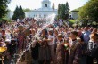 В Святогорской лавре первый Спас отметили крестным ходом и водосвятным молебном на Донце