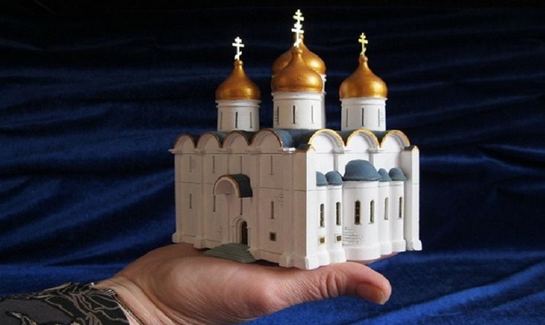 Обнародованы подробности захвата храма УПЦ на Волыни: Бросали иконы и раздевали матушку