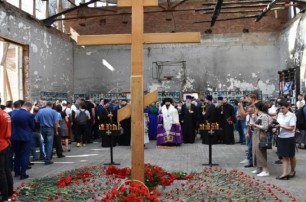 В годовщину трагедии в Беслане православные молились об упокоении погибших