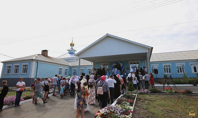 В Донецкой области Святогорская лавра открыла школу начальных классов
