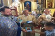 На Львовщине священники УПЦ подарили школьникам уникальные молитвословы