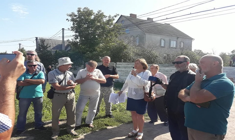 В Ровно националисты пикетировали против строительства храма УПЦ