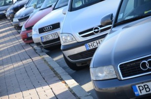 Штрафы за еврономера: что изменится для владельцев нерастаможенных авто