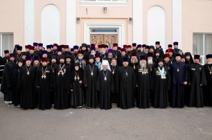 В день 75-летия Луганской епархии митрополит Митрофан пожелал, чтобы поскорее наступил мир