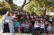 На Закарпатье священники УПЦ впервые массово крестили детей-ромов