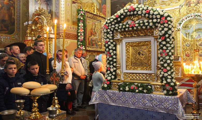 В Волынской области сотни верующих УПЦ отметили день Зимненской иконы Пресвятой Богородицы