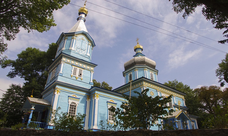 В Винницкой области община УПЦ и полиция не допустили захват храма