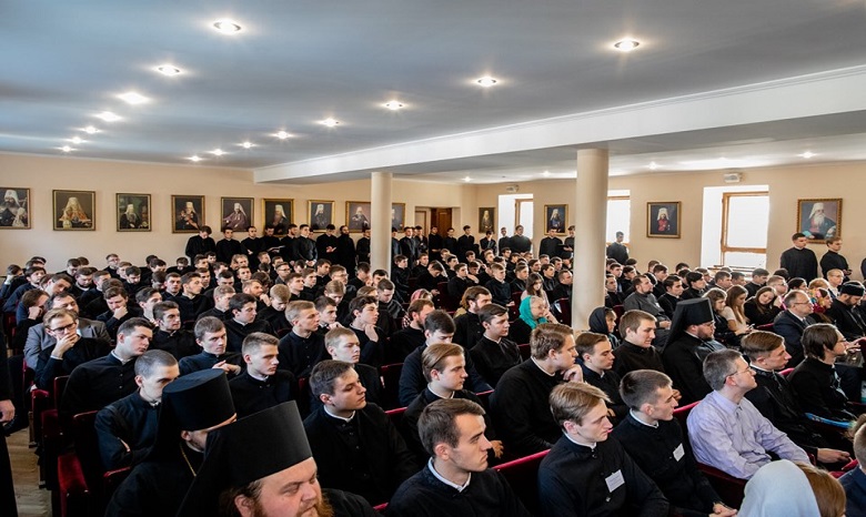 В УПЦ отмечают 200-летие Киевской духовной академии и 30-летие возрождения Киевских духовных школ
