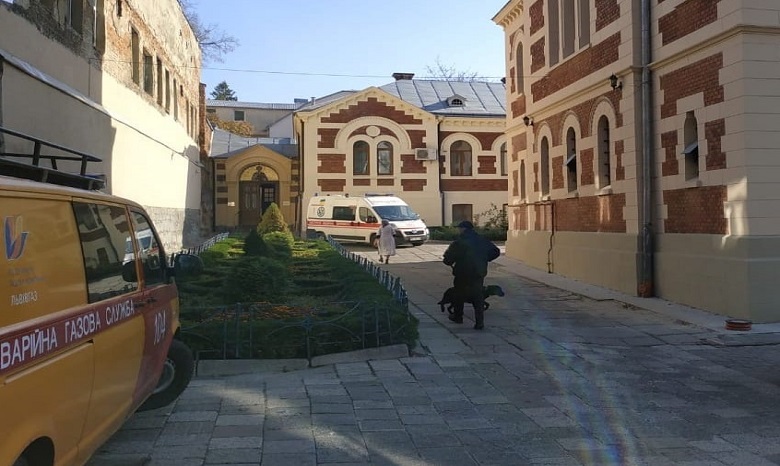 Во Львове полиция не обнаружила взрывоопасных предметов на территории собора УПЦ