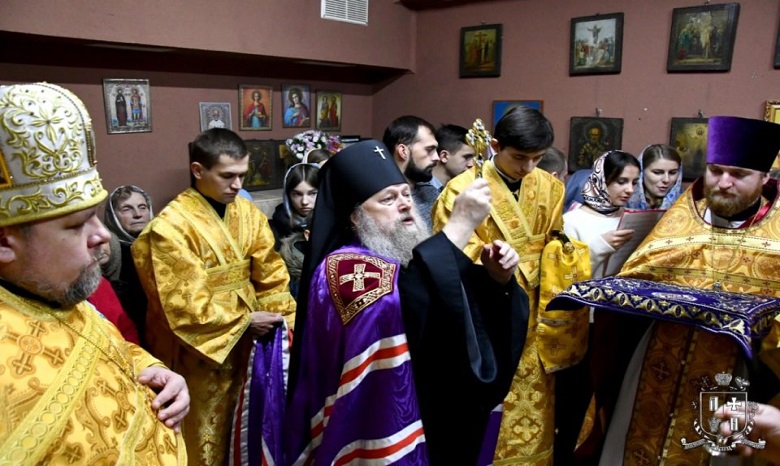 Архиепископ УПЦ рассказал верующим, как не отчаиваться при гонениях на веру