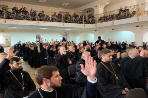 Священники Винницкой епархии единогласно подтвердили решение оставаться в УПЦ