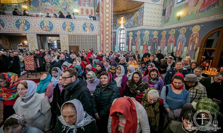 Духовник Киевских духовных школ рассказал, чем верующий церковный человек отличается от неверующего