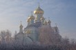 Тысячи верующих УПЦ отмечают престольный праздник Свято-Николаевского собора Покровского монастыря столицы