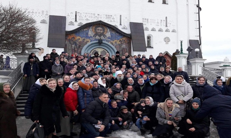 В Почаеве более 200 человек из разных уголков Украины приняли участие в молодежном съезде