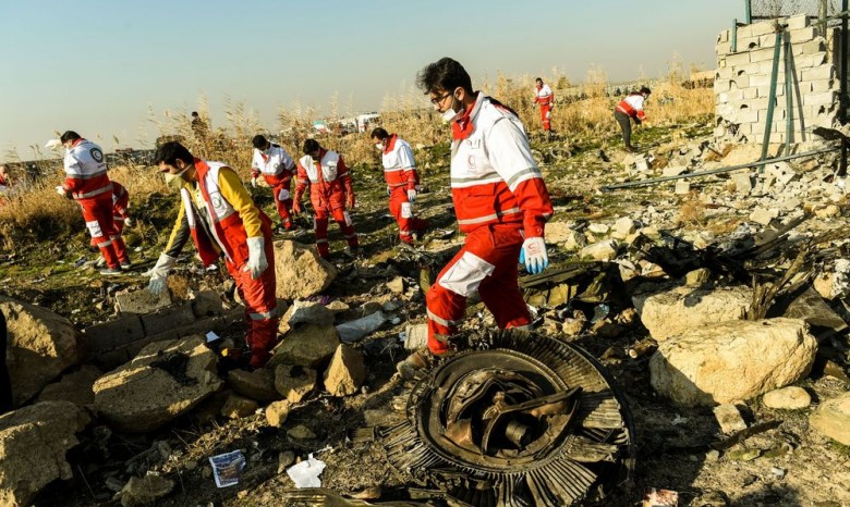 МАУ обнародовала имена всех, кто был в разбившемся в Тегеране самолете
