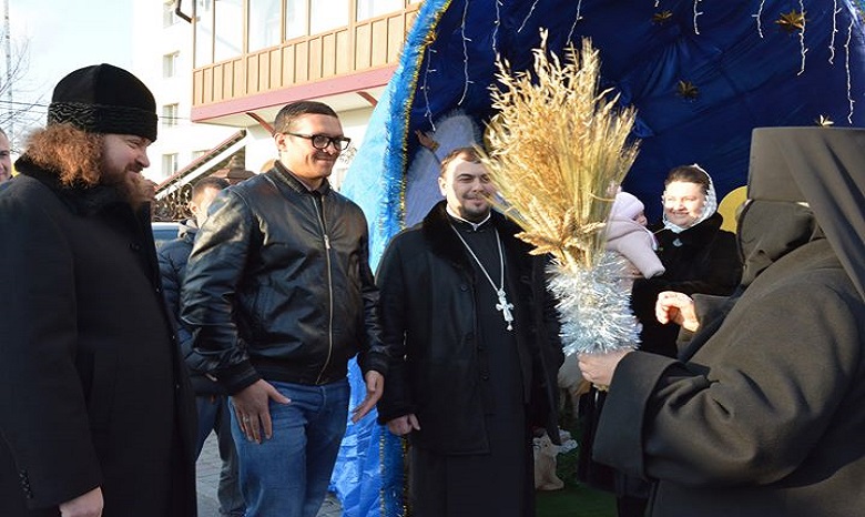 На Ровенщине Александр Усик посетил святыни и пообщался с верующими УПЦ
