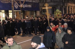 В Сербии тысячи верующих совершили молитвенное шествие в защиту прав православных Черногории